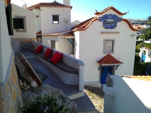 Azenhas Do Mar Village