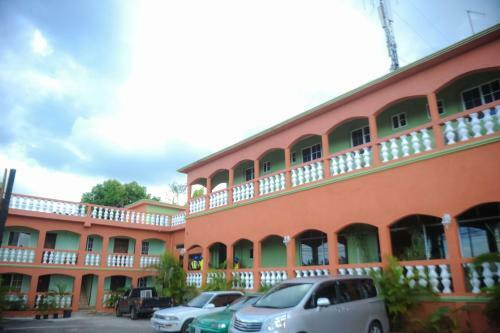 Hostal Rose Hall Deluxe
