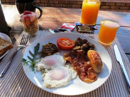 Meerkatplaats Guesthouse And B&B