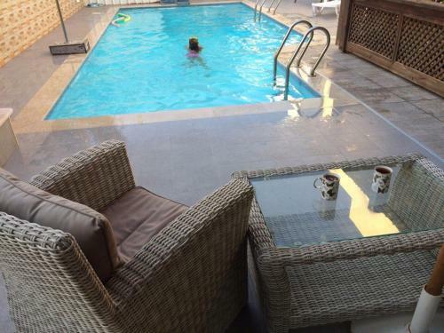 Two Bedroom Apartment With Patio And Pool