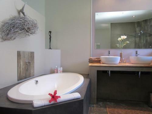 Agroturismo Lily Pond Country Lodge