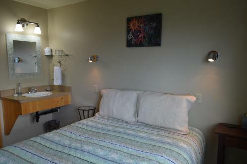 Bay Ave Bed And Breakfast Inn