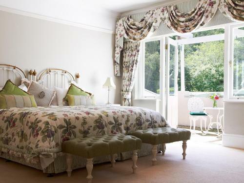 Hostal Parkes Manor