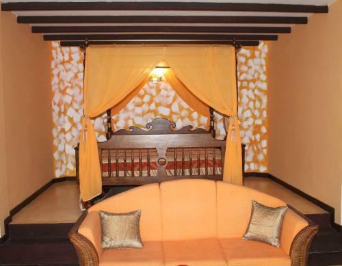 Solomon Beach Hotel