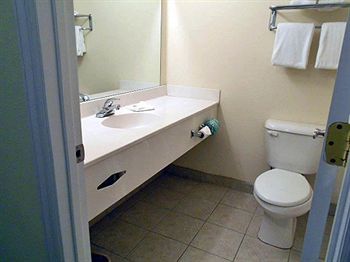Motel 6 Hinesville