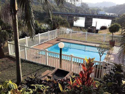 The Tweni Waterfront Guest Lodge