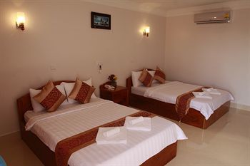 White Beach Hotel