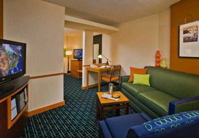 Hotel Fairfield Inn And Suites New Buffalo