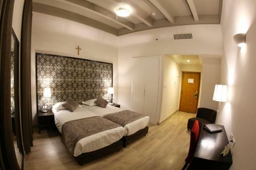 Hotel Notre Dame Center