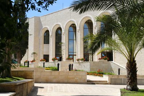 Hotel Notre Dame Center