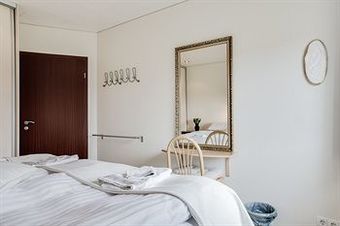 Hotel Guesthouse Bjarney