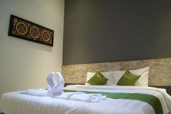 Hotel Sugiras Living