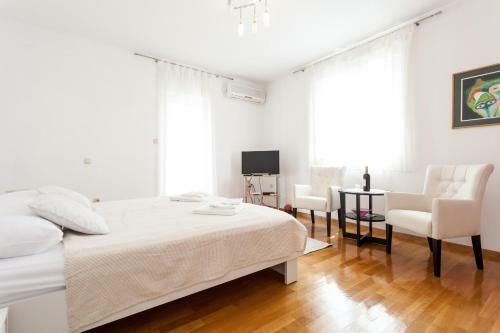 Beach Apartments Rafael