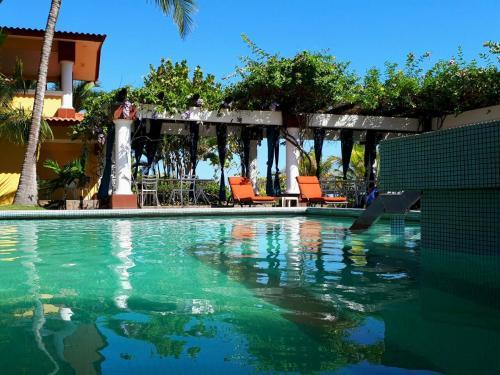 Hotel Las Olas Beach Resort