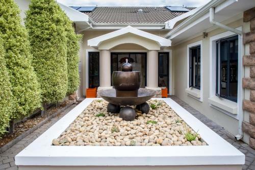 Hostal Knysna Stays