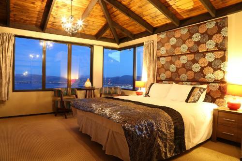 Hostal Aorangi Peak Holiday House