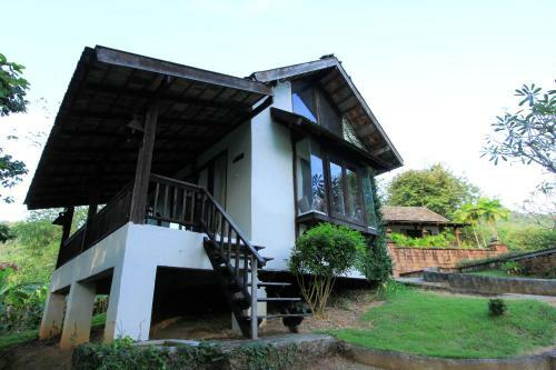 Hotel Baanrai Lanna Resort