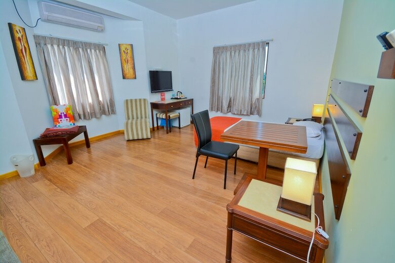 Bed & Breakfast Monsoon Suites
