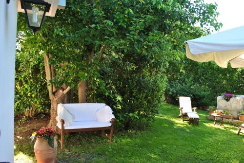 Bed & Breakfast Chic & Country