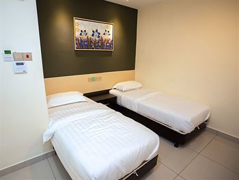 One Avenue Hotel
