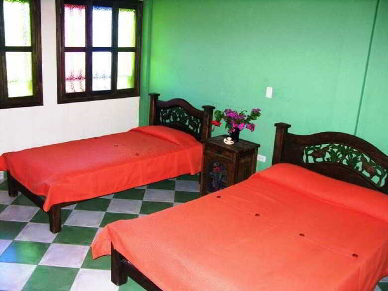 Hotel Campestre Los Chiguiros