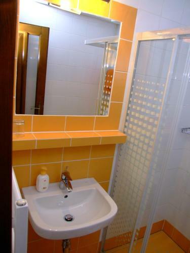 Hostal Penzion �smev