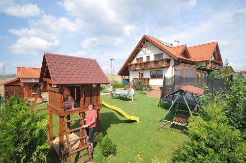 Hostal Penzion �smev