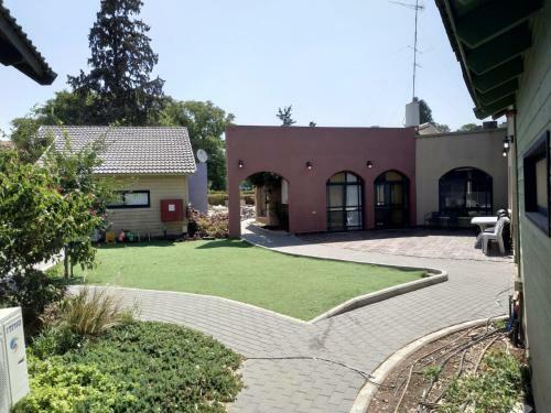 Lodge Etnahta Hazorim