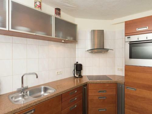 Spacious Holiday Home In Deutschneudorf In The Ore Mountains