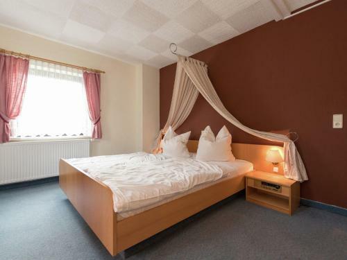 Spacious Holiday Home In Deutschneudorf In The Ore Mountains