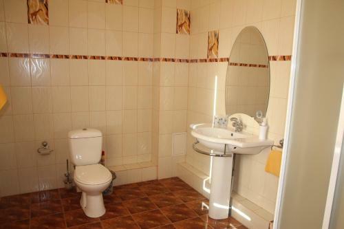 Vodoley Hotel
