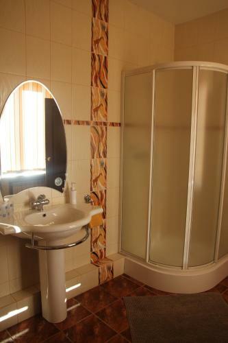 Vodoley Hotel