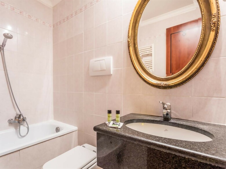 Raeli Hotel Archimede