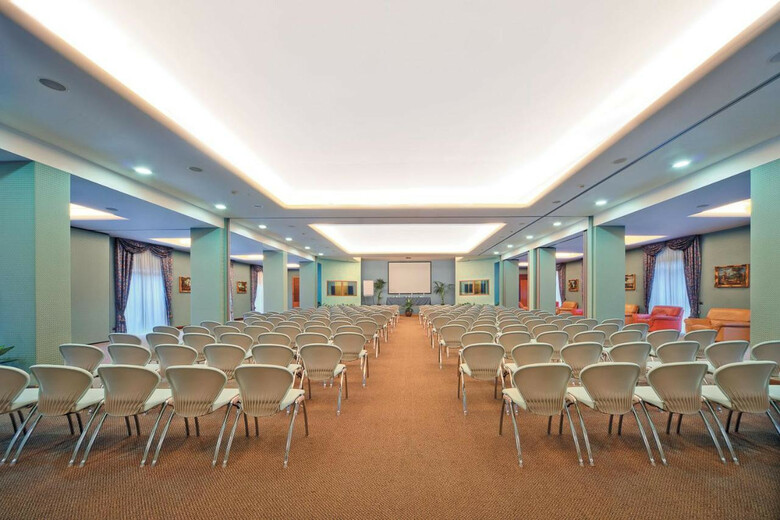 Ele Green Park Hotel Pamphili