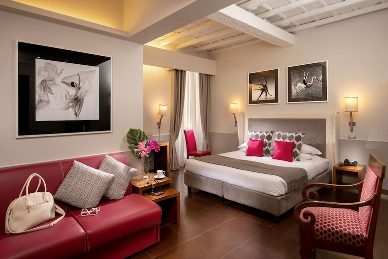 Hotel Condotti