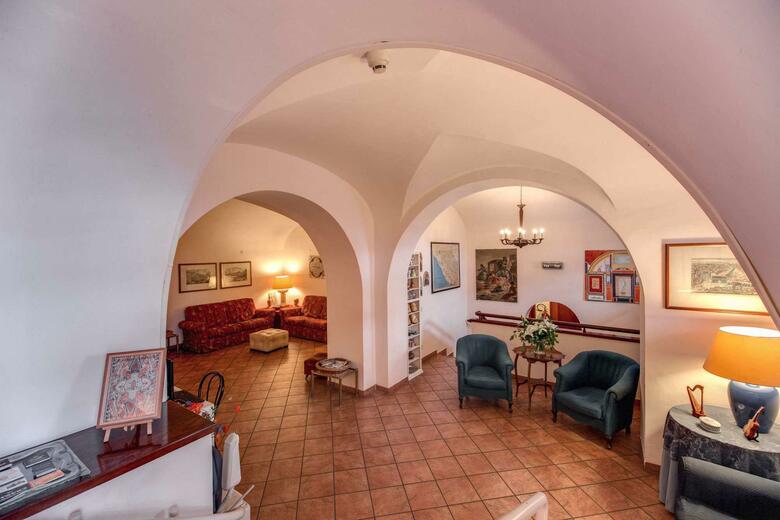 Hotel Corona