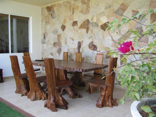 Hotel Rainbow Lagoon Villa