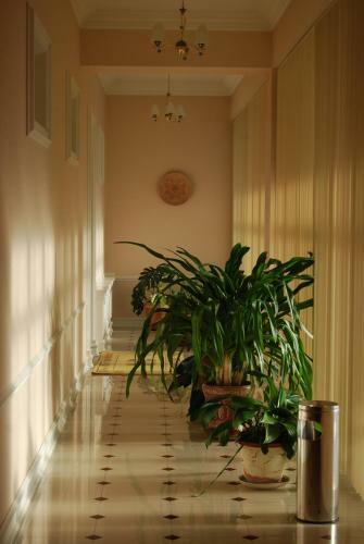 Konstantin Hotel