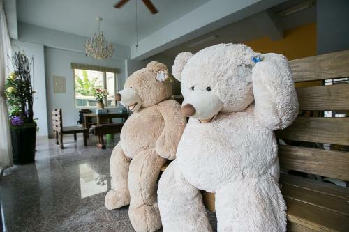 Happiness Hanada B&B