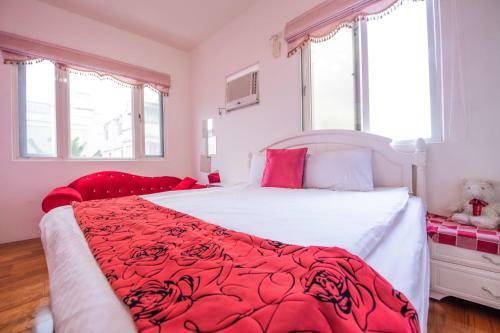 Happiness Hanada B&B