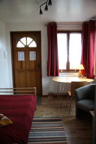 Hotel Les Charmilles De Mormal
