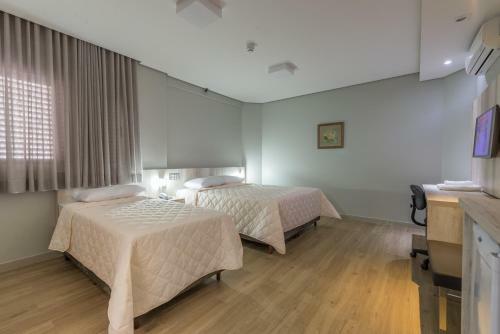 Hotel Mirage Rol�ndia