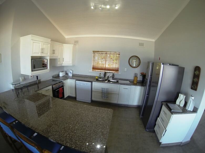 Amanzi Beach House