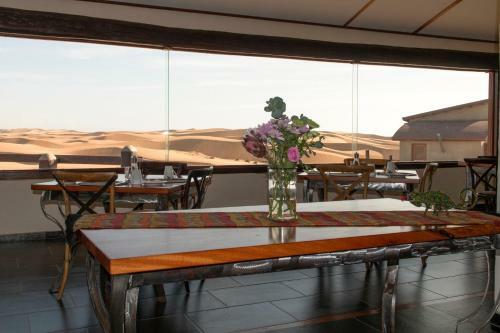 Desert Breeze Lodge