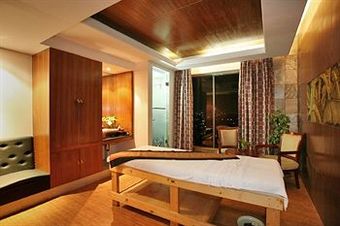 Hotel The Peninsula Chittagong Limited