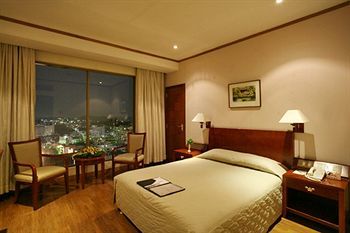 Hotel The Peninsula Chittagong Limited