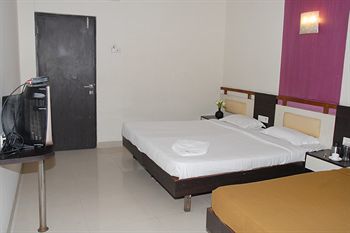 Hotel Enzo International