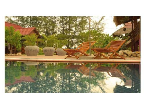 Two Moons Hotel