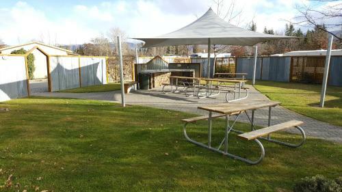 Cromwell Top 10 Holiday Park