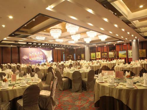 Fortune Century Hotel